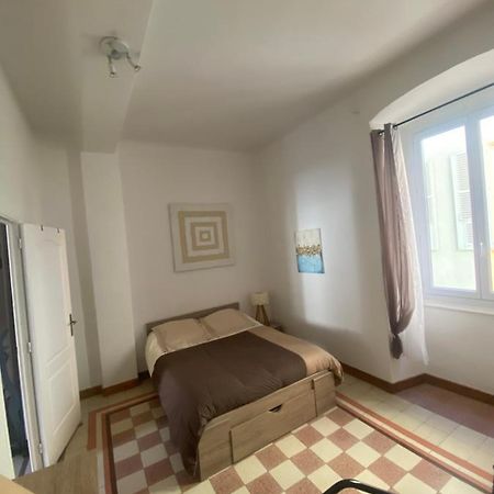 בסטיה Appartement Climatise,Idealement Situe 100M Du Vieux Port. מראה חיצוני תמונה
